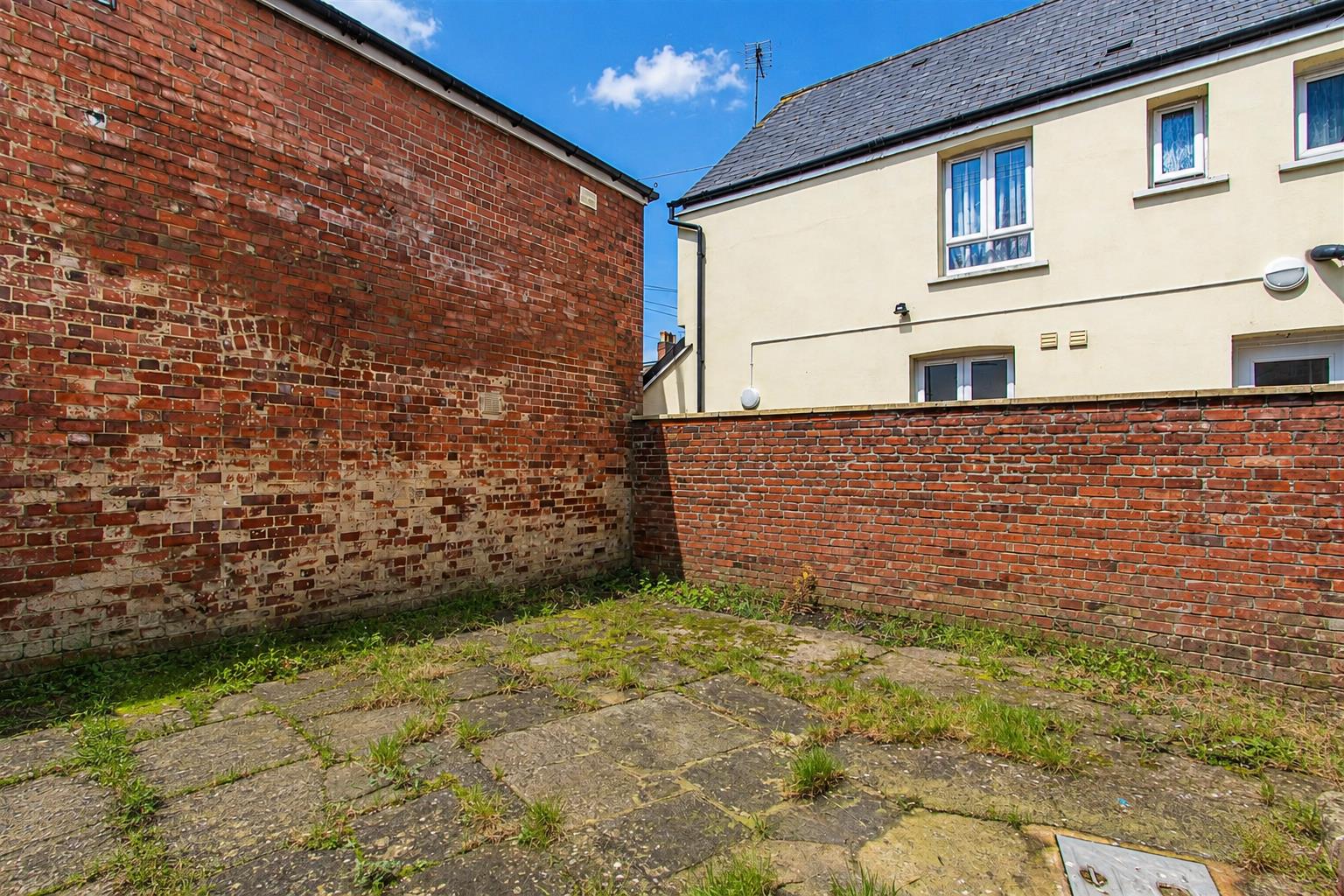 Cymmer Street, Grangetown, Cardiff — photograph 8
